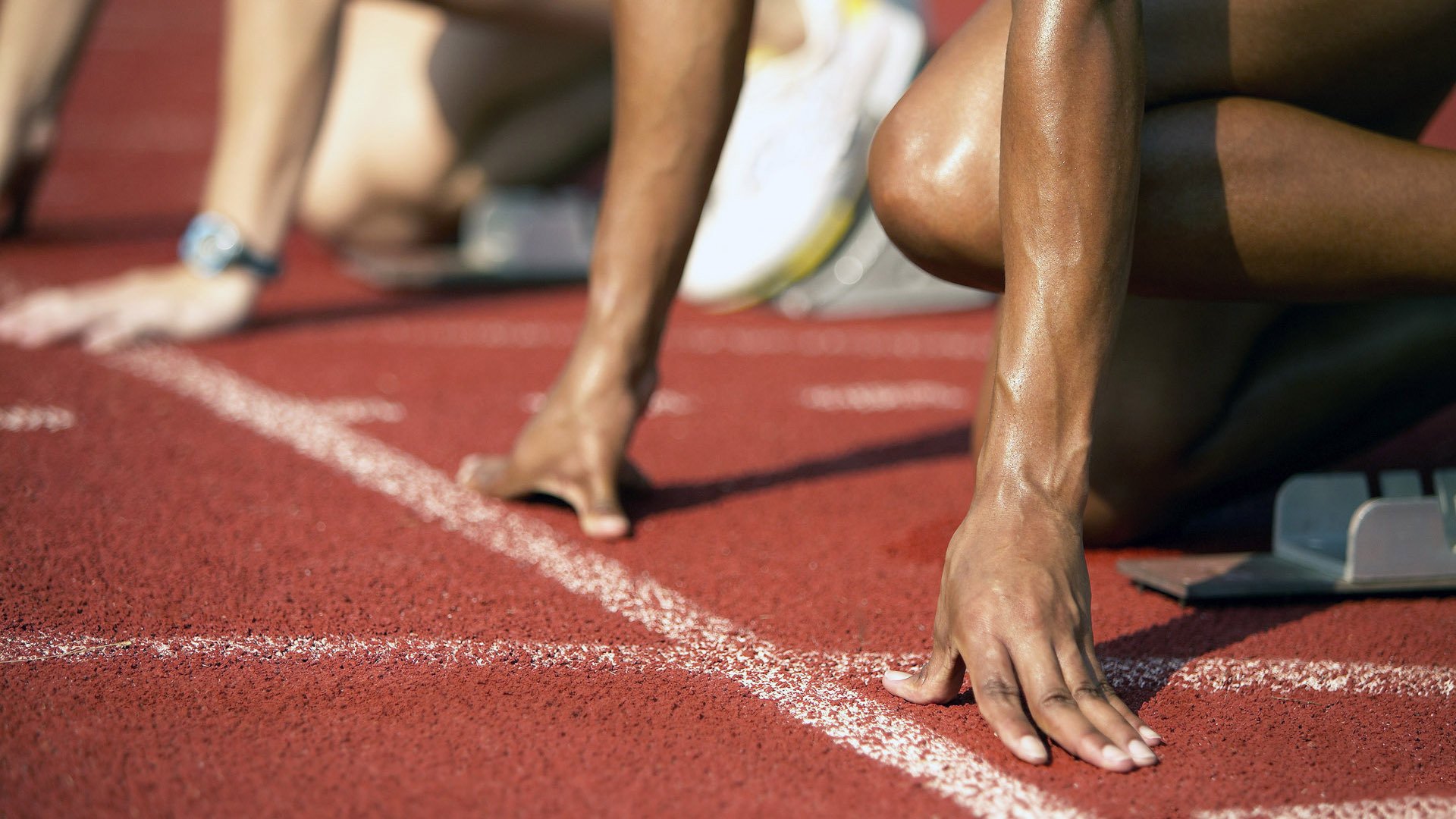 Leyu Sports (乐鱼体育)-勇士队目标三连冠，势不可挡，勇士三冠是哪三年